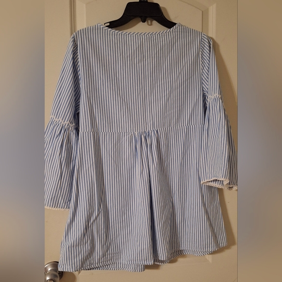 Crown & ivy medium floral embroidery lace blue and white stripe peplum top - Picture 9 of 9